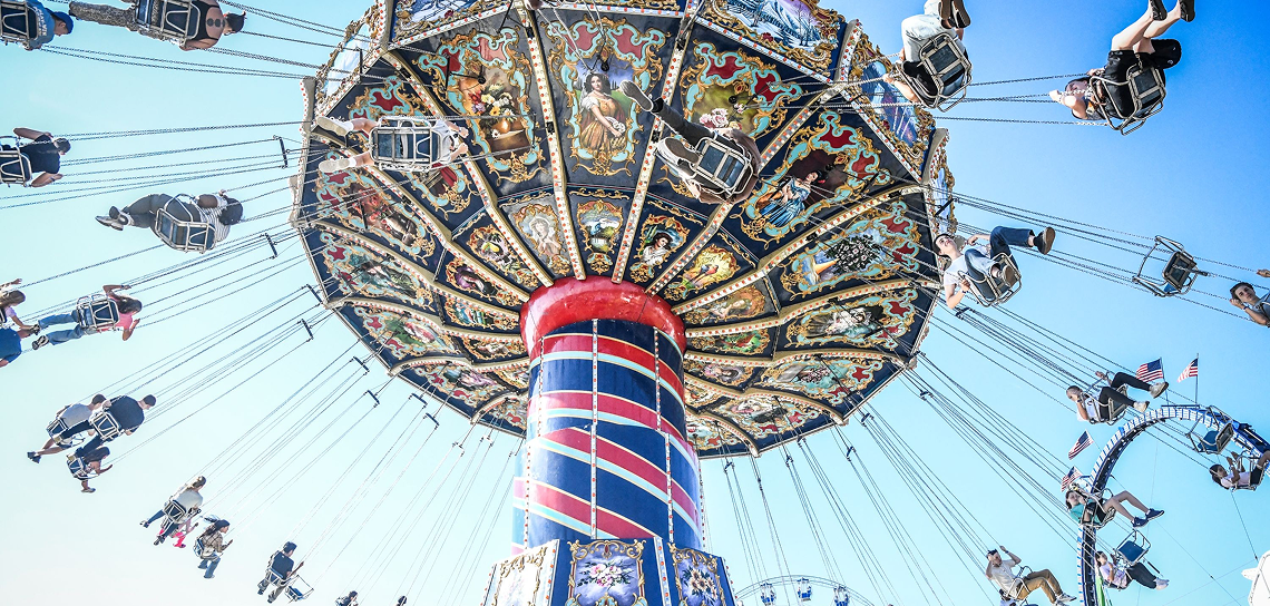Swing Carousel